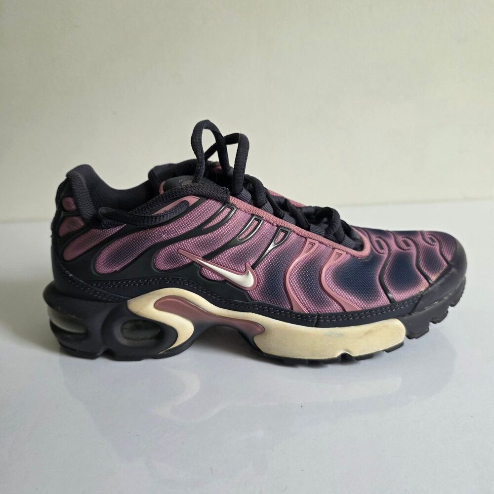 Nike Air Max Plus TN GS Black Pink Fade Sneakers 718071-006 Kids Size 5Y